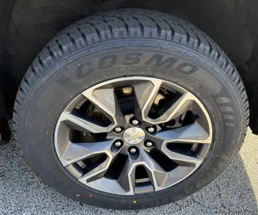 2023 Chevrolet Suburban - $39,950