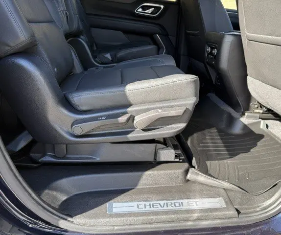 2023 Chevrolet Suburban - $39,950