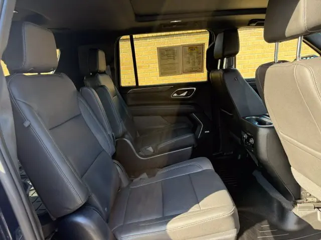 2023 Chevrolet Suburban - $39,950