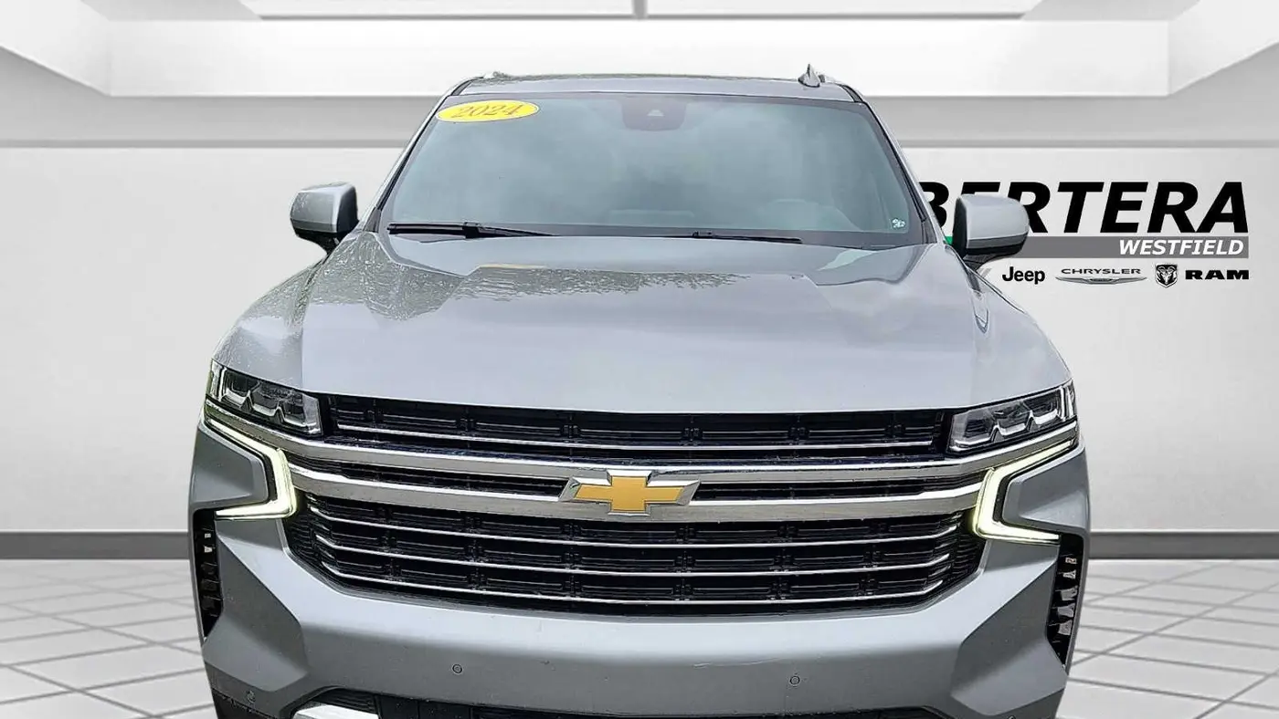 2024 Chevrolet Suburban LT