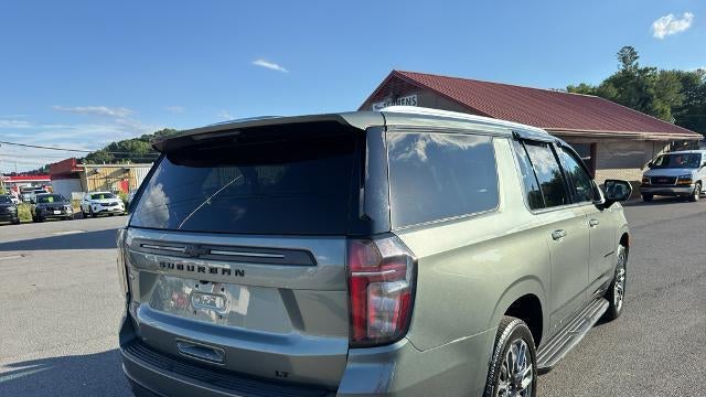 2023 Chevrolet Suburban LT