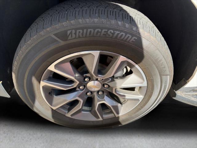 2023 Chevrolet Suburban - $38,864