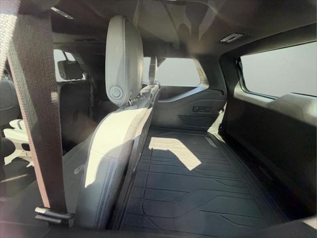 2023 Chevrolet Suburban - $38,864
