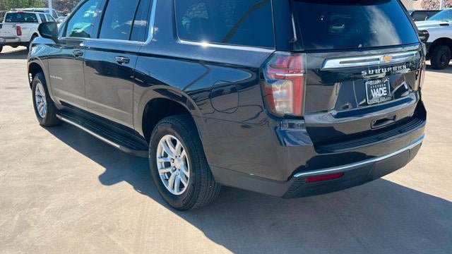 2024 Chevrolet Suburban LT