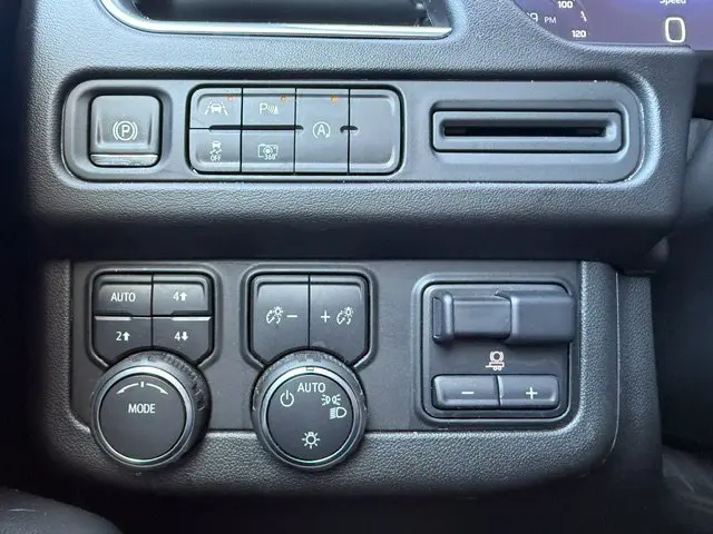 2024 Chevrolet Suburban - $55,998