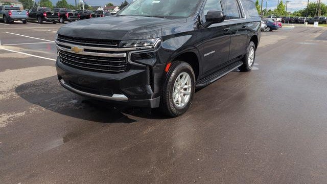2024 Chevrolet Suburban LT