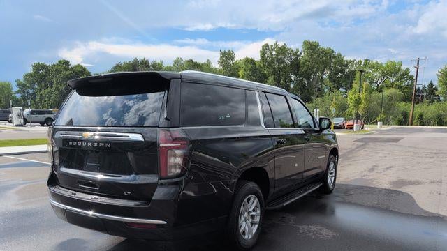 2024 Chevrolet Suburban LT