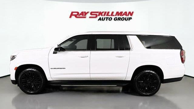 2022 Chevrolet Suburban LT