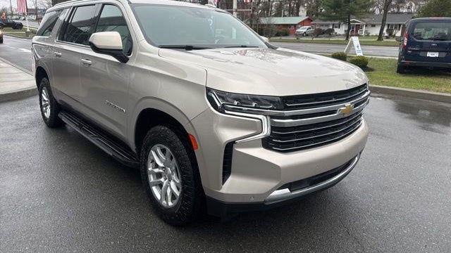 2022 Chevrolet Suburban LT