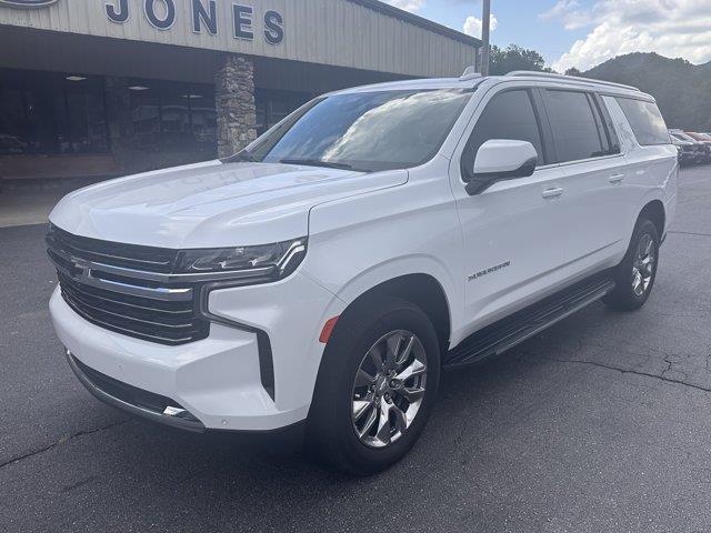 2022 Chevrolet Suburban - $43,990