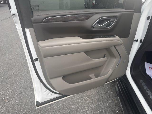 2022 Chevrolet Suburban - $43,990