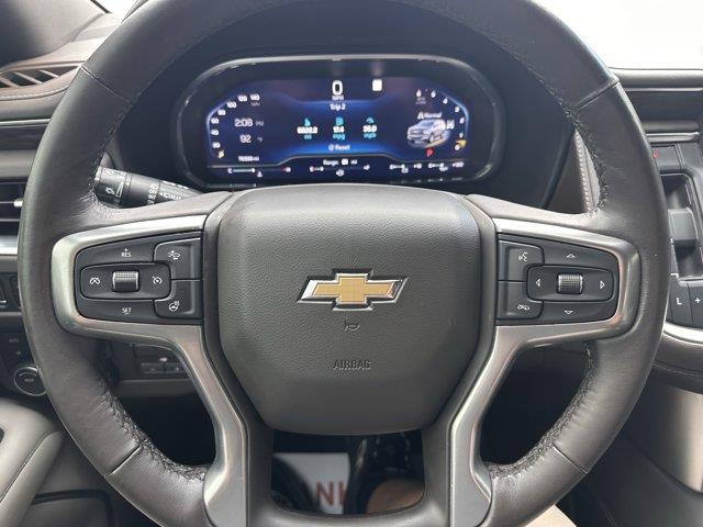 2022 Chevrolet Suburban - $43,990