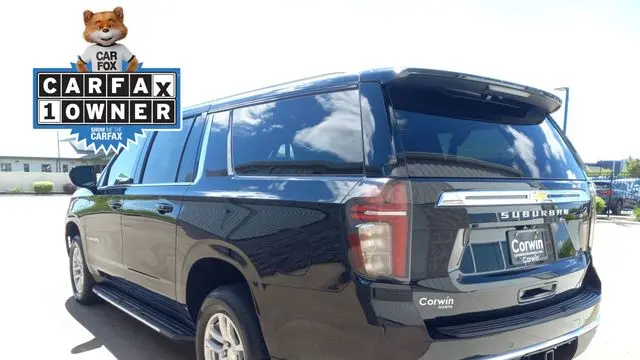 2024 Chevrolet Suburban LT