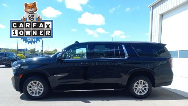 2024 Chevrolet Suburban LT
