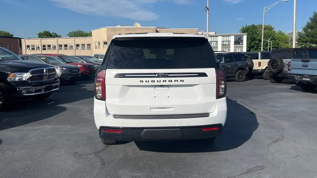 2023 Chevrolet Suburban Z71