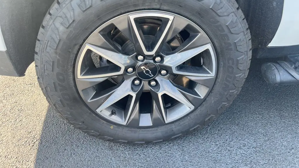2023 Chevrolet Suburban Z71