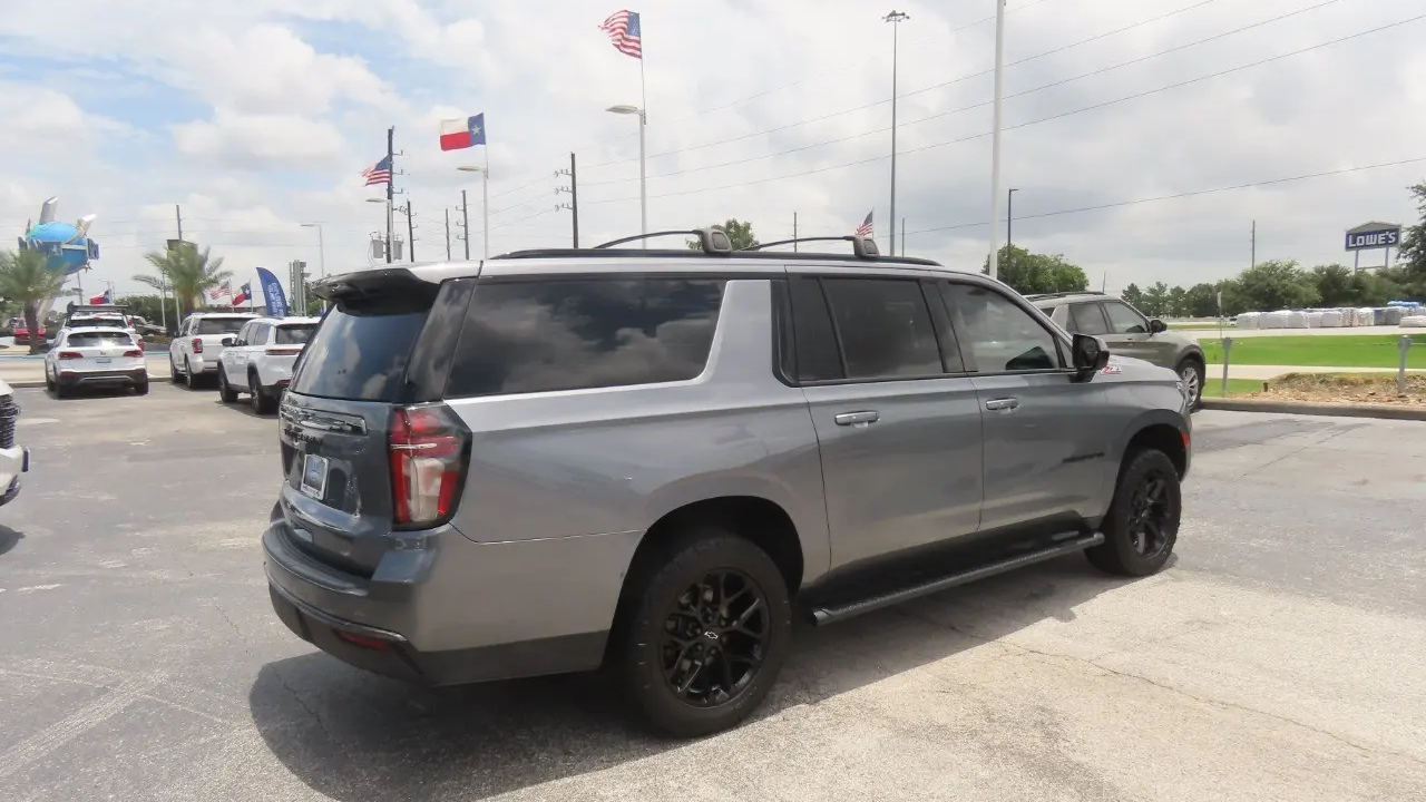 2021 Chevrolet Suburban Z71