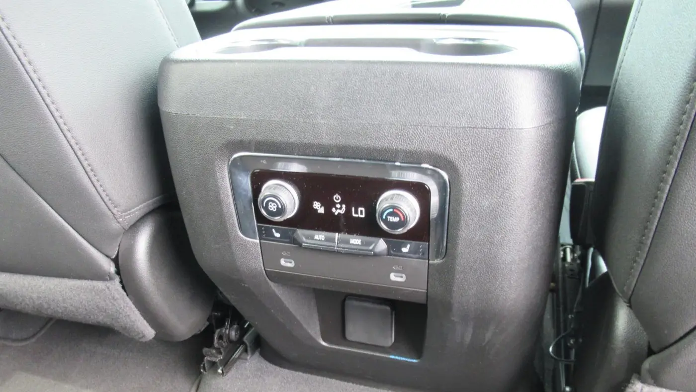 2024 Chevrolet Suburban Z71