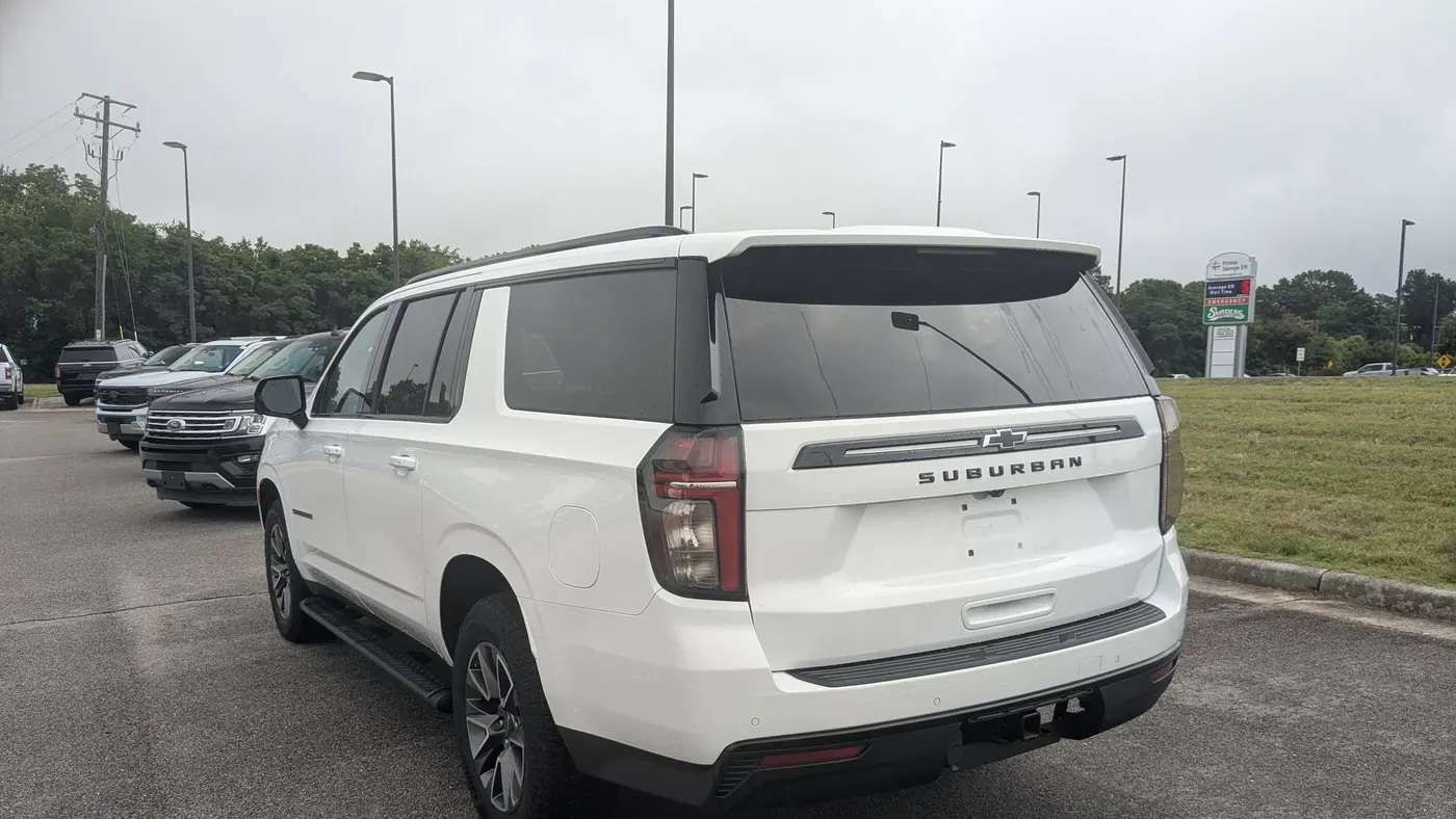 2023 Chevrolet Suburban Z71
