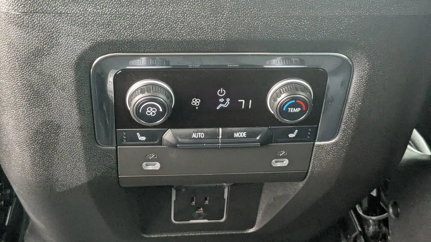 2023 Chevrolet Suburban Z71