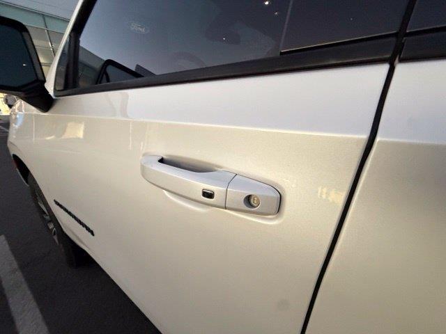 2021 Chevrolet Suburban - $28,000