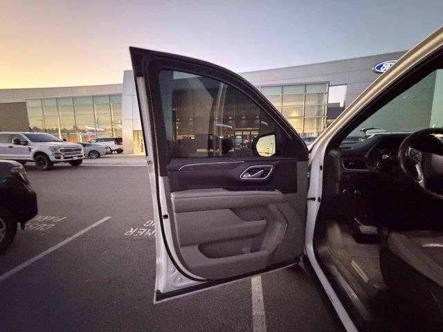 2021 Chevrolet Suburban - $28,000