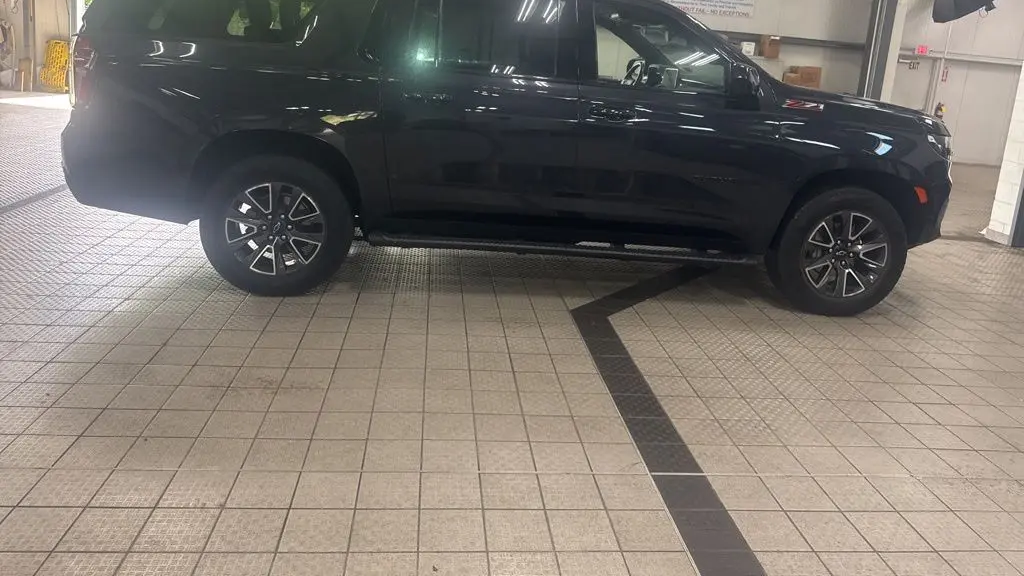 2023 Chevrolet Suburban Z71