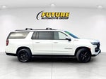2024 Suburban Thumbnail 3