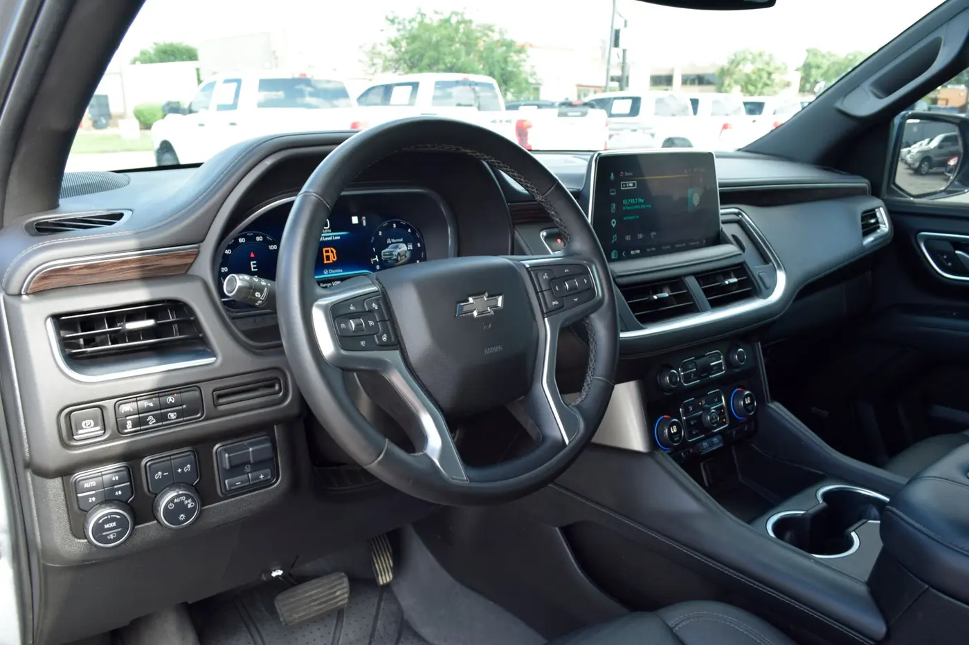 2023 Chevrolet Suburban - $51,225