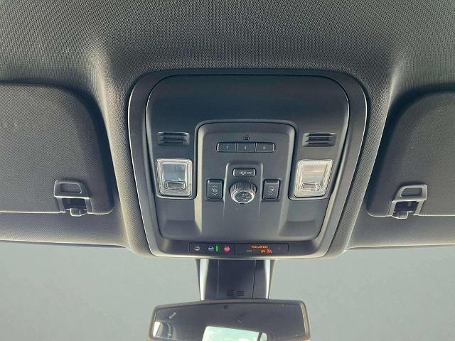 2022 Chevrolet Suburban - $41,500