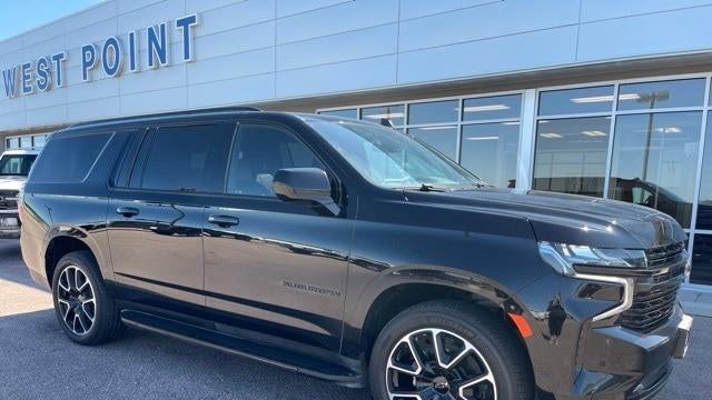 2023 Chevrolet Suburban RST