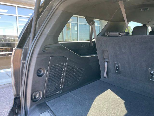 2023 Chevrolet Suburban - $52,900