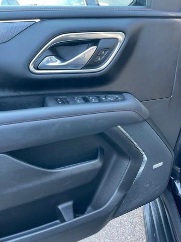 2023 Chevrolet Suburban - $52,900