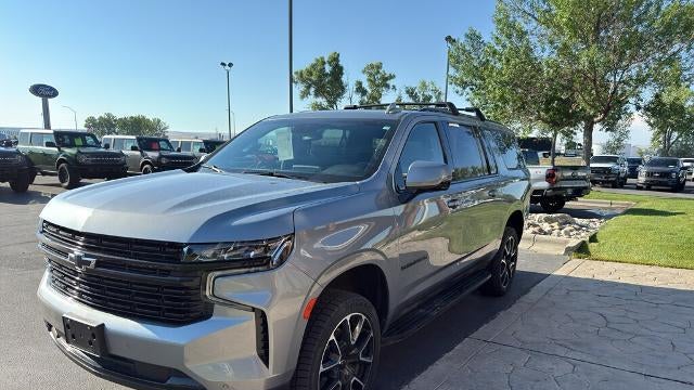 2023 Chevrolet Suburban RST