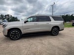 2023 Suburban Thumbnail 3