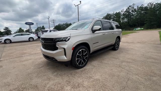 2023 Chevrolet Suburban - $53,765