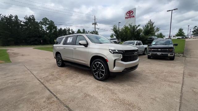 2023 Chevrolet Suburban - $53,765