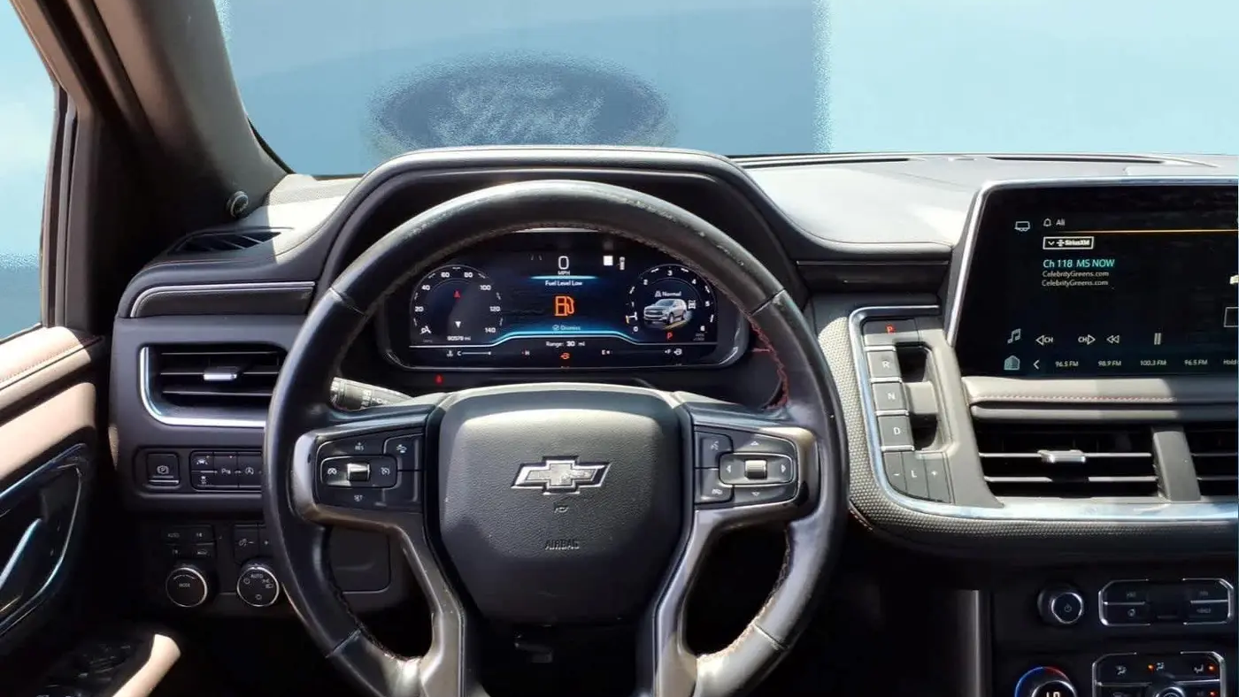 2023 Chevrolet Suburban RST