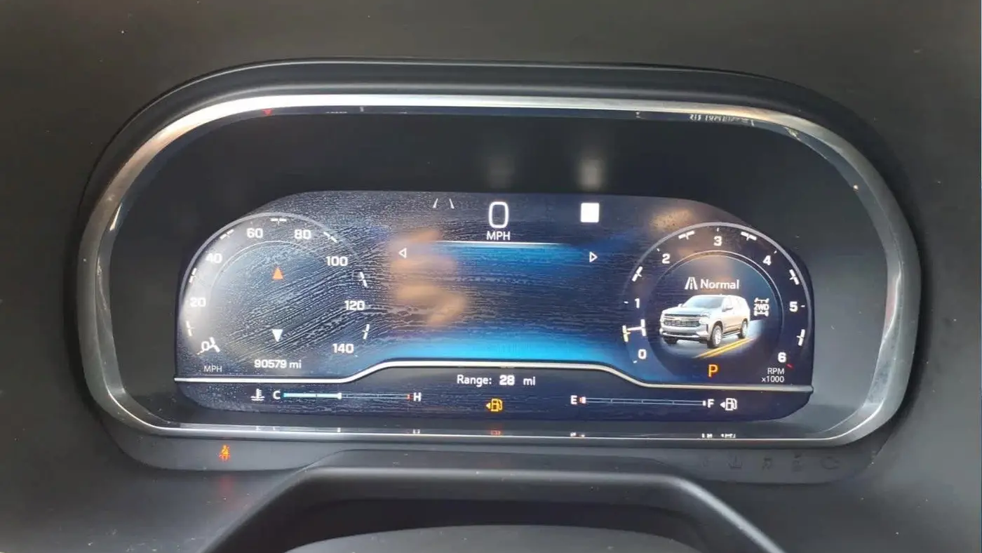 2023 Chevrolet Suburban RST