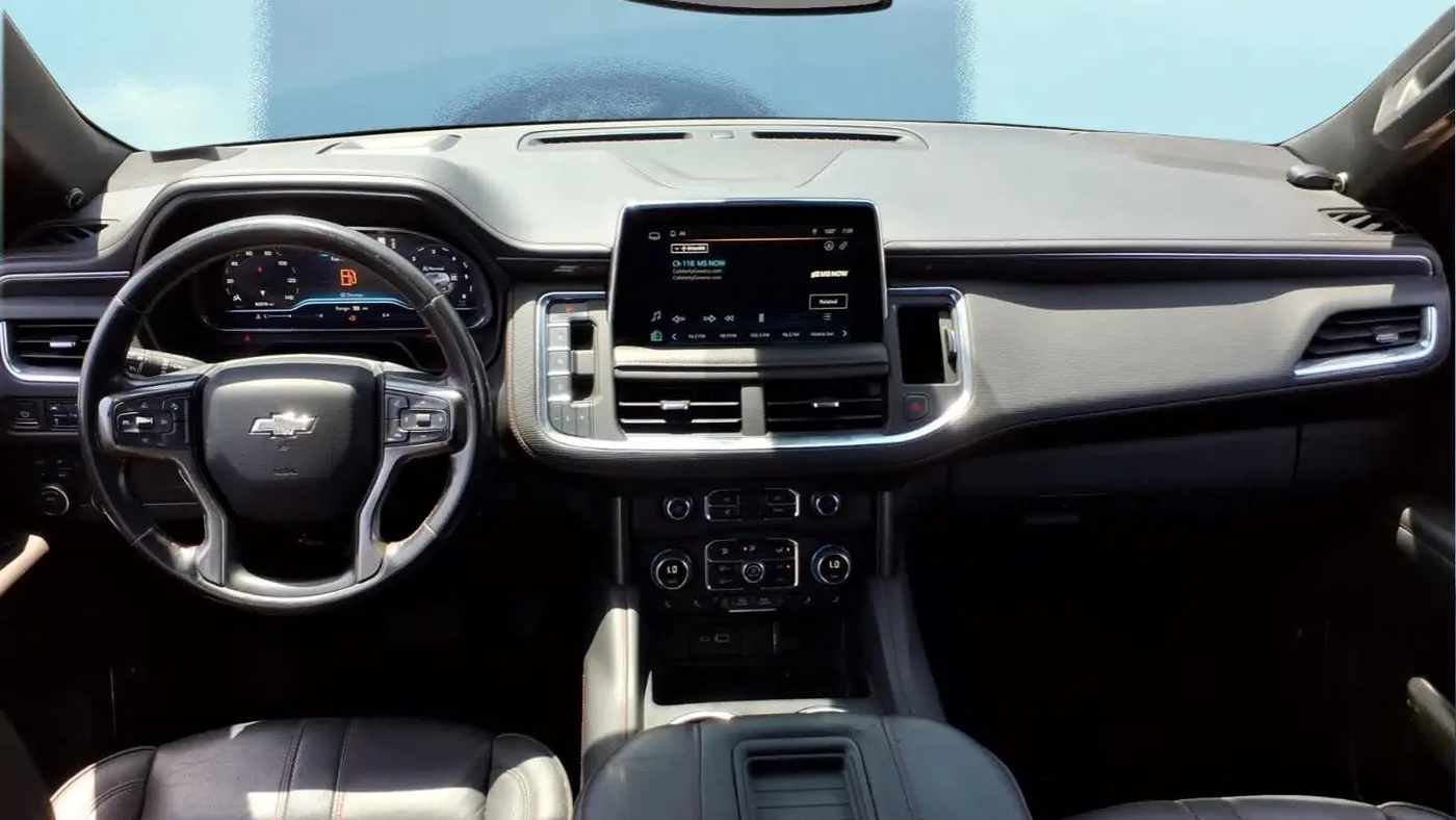 2023 Chevrolet Suburban RST