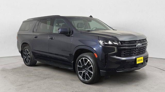 2023 Chevrolet Suburban RST