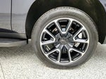 2023 Suburban Thumbnail 9