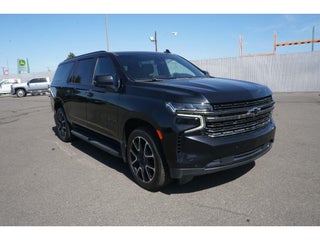 2021 Chevrolet Suburban with Black Exterior