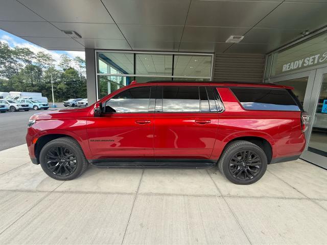 2021 Chevrolet Suburban RST — photo 1 of 9