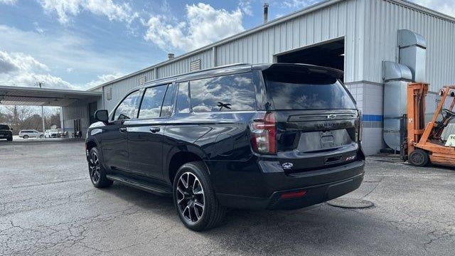 2024 Chevrolet Suburban RST