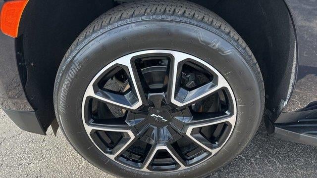 2024 Chevrolet Suburban RST