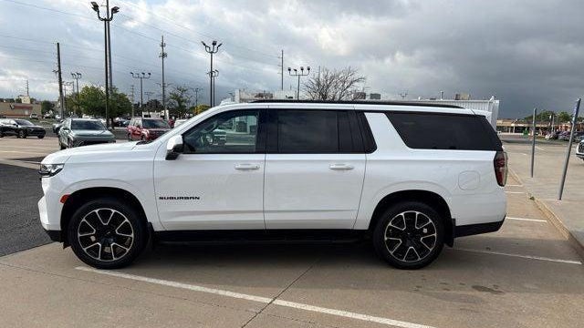 2023 Chevrolet Suburban RST
