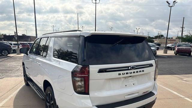 2023 Chevrolet Suburban RST