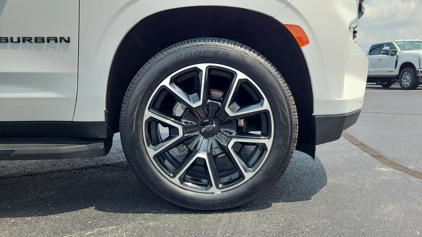 2024 Chevrolet Suburban - $62,992