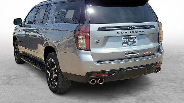 2023 Chevrolet Suburban RST